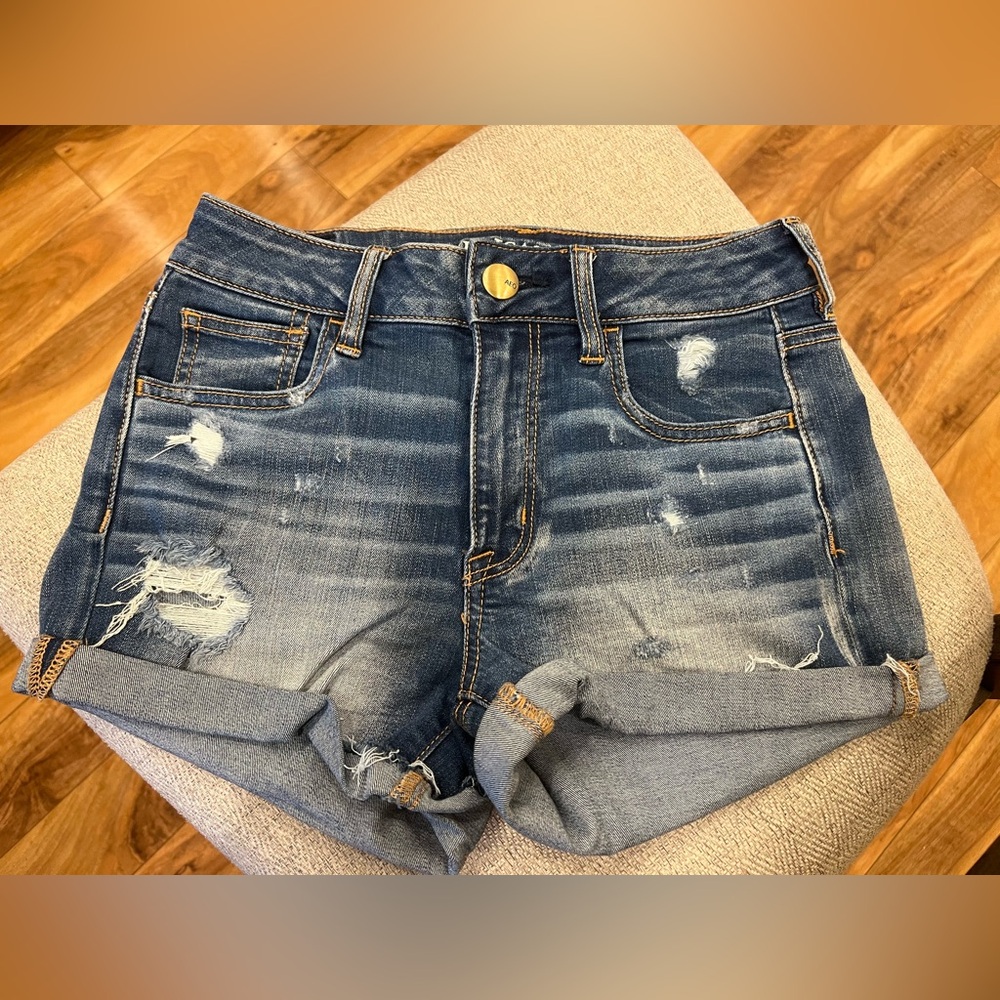 American Eagle Outfitters Distressed Hi-Rise Shortie, Size 4